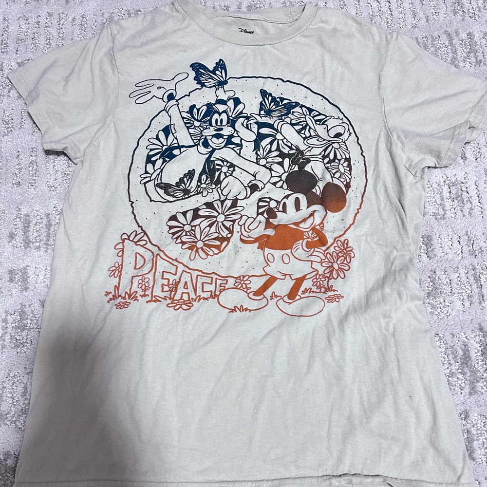 Disney tee shirt